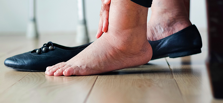 patient experiencing Diabetic Neuropathy and in need of the neuropathy treatment protocol at Monumental Health and Wellness in Colville
